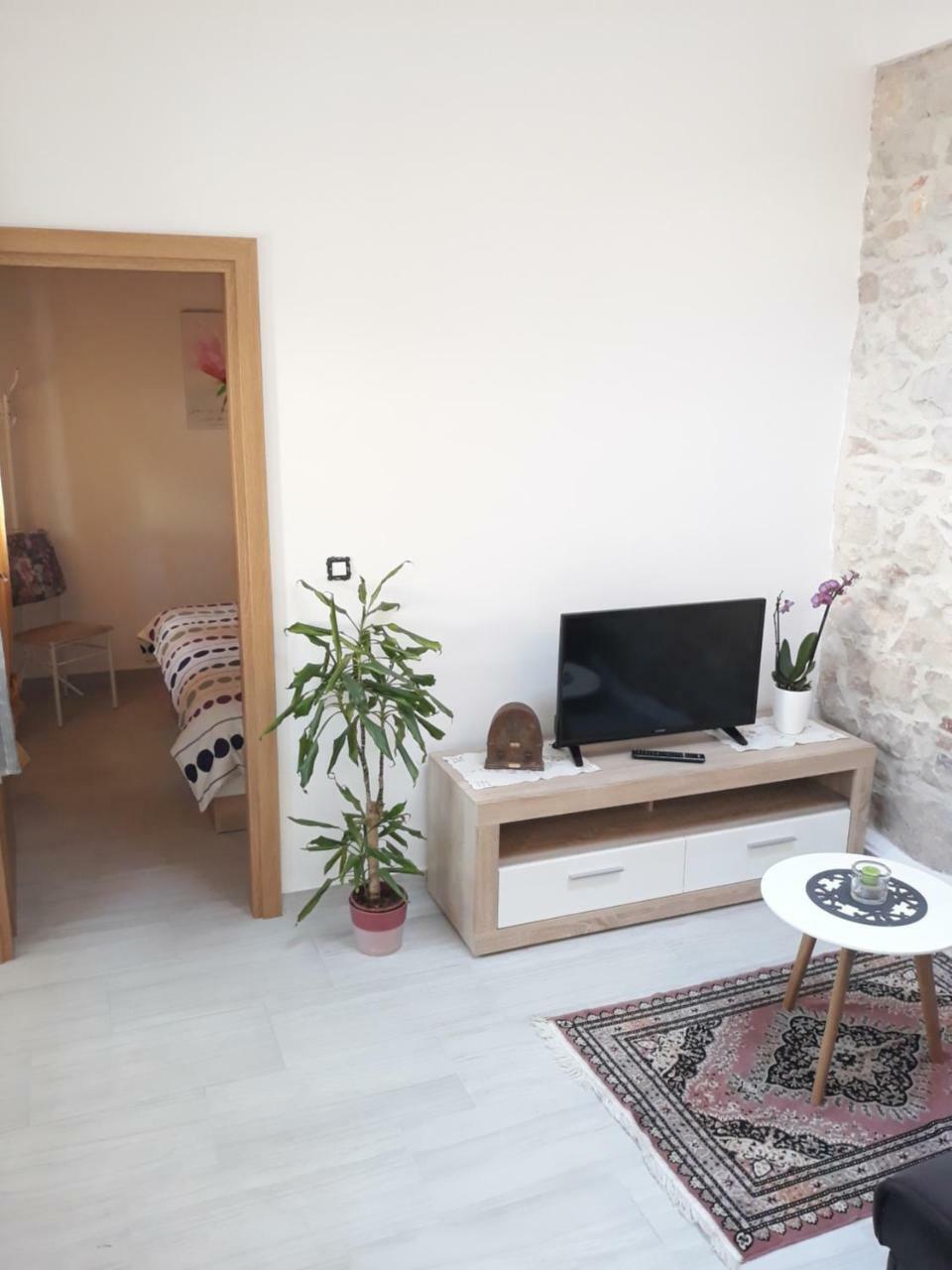 Amalia Apartment Umag Bagian luar foto