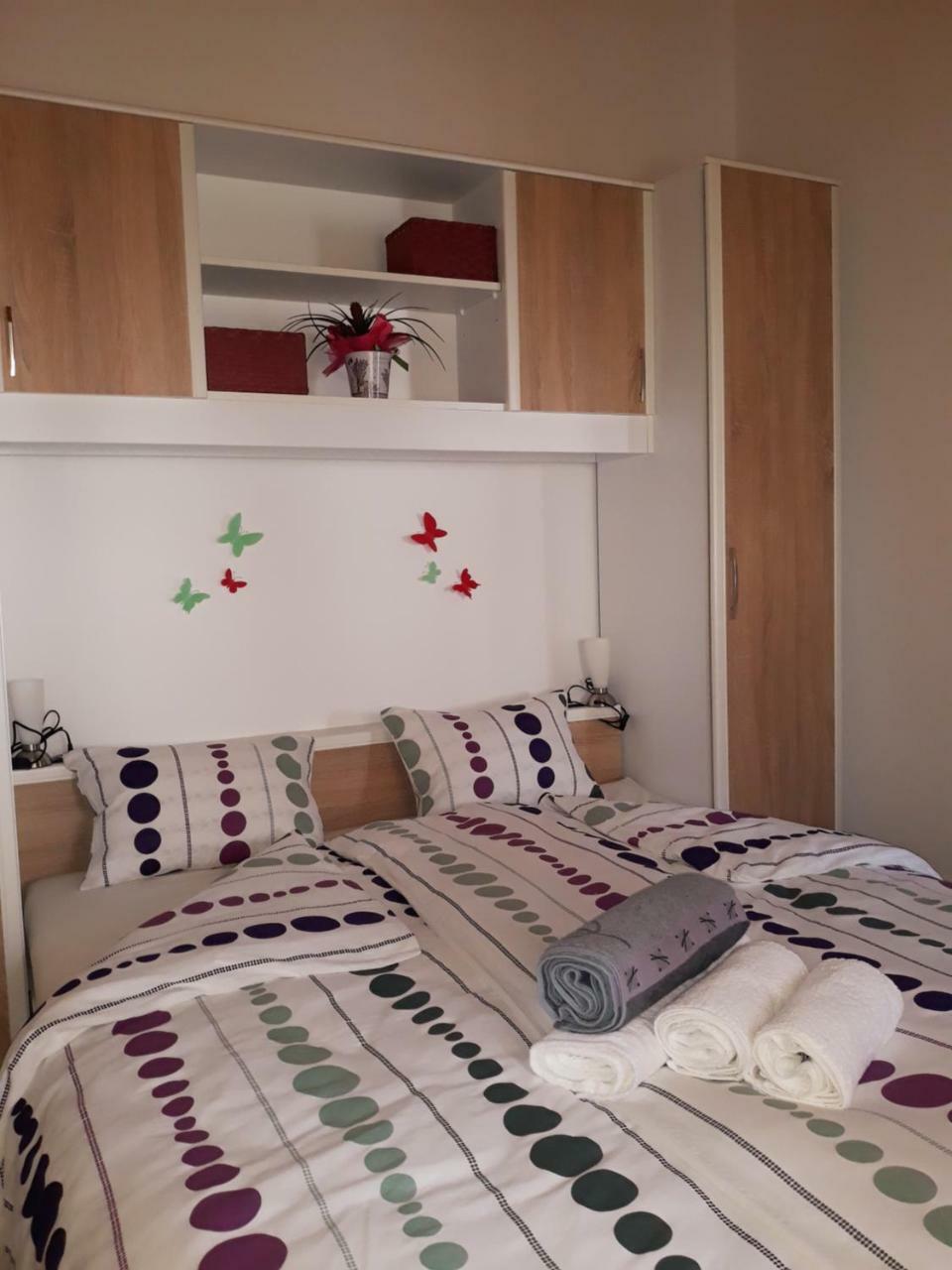 Amalia Apartment Umag Bagian luar foto